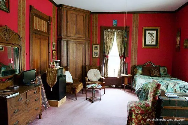 Riverview Mansion Golconda