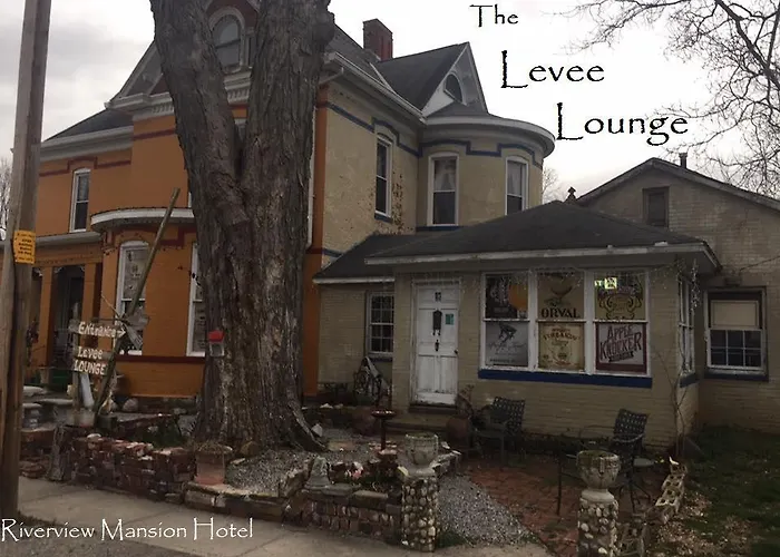 Riverview Mansion 2*